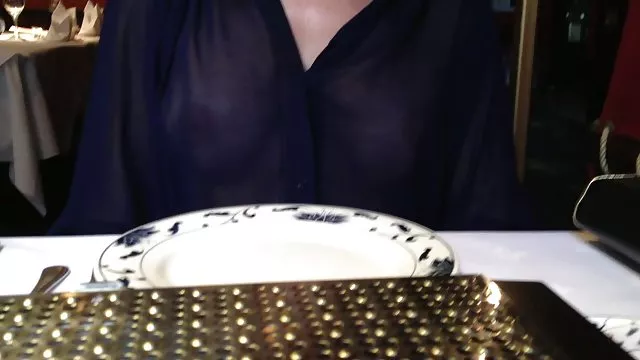 Porno kaydı Kızıl saçlı sürtük rahibe seks filmi izle Scarlett ağrı onu pislik oluyor dövülerek