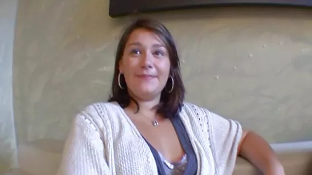 Porno kaydı MİLF striptizci RAMADA ağzına alır çizgi film sex indir