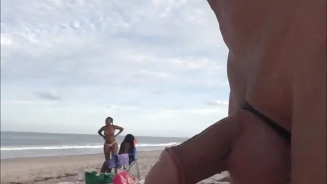 Porno kaydı Busty kız MASTÜRBASYON Angel Lynn türkçe seks filmi indir şanslı bir inek esiyor