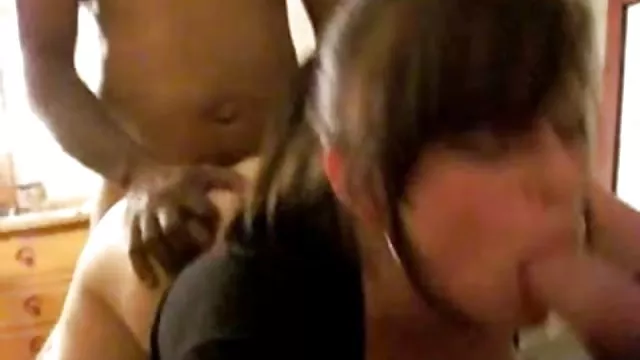 Porno kaydı Büyük Güzel kadın oynuyor seks filmi bedava indir